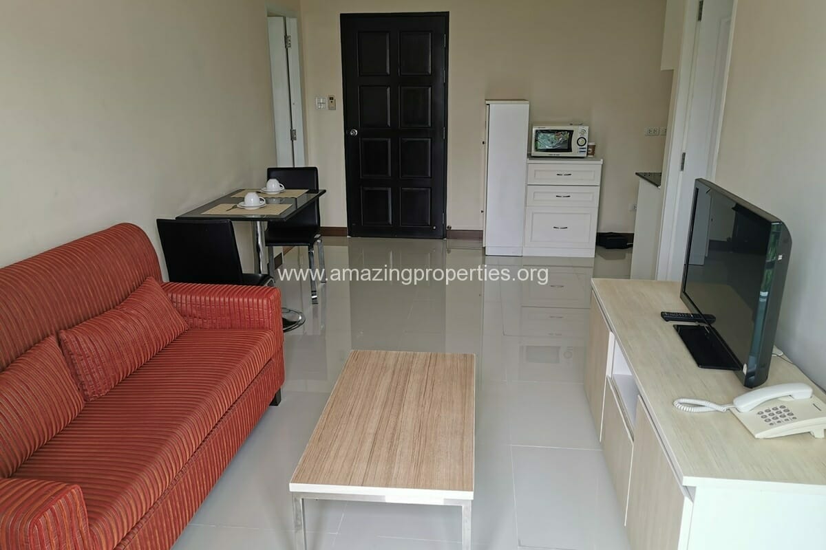 1 Bedroom Apartment for Rent Charming Resident Ekkamai