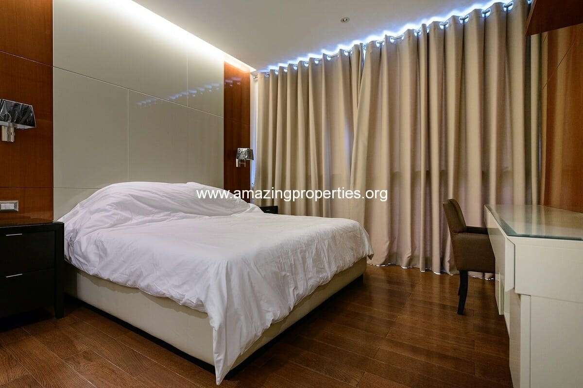 2 Bedroom Condo in The Address Sukhumvit 28 for Rent