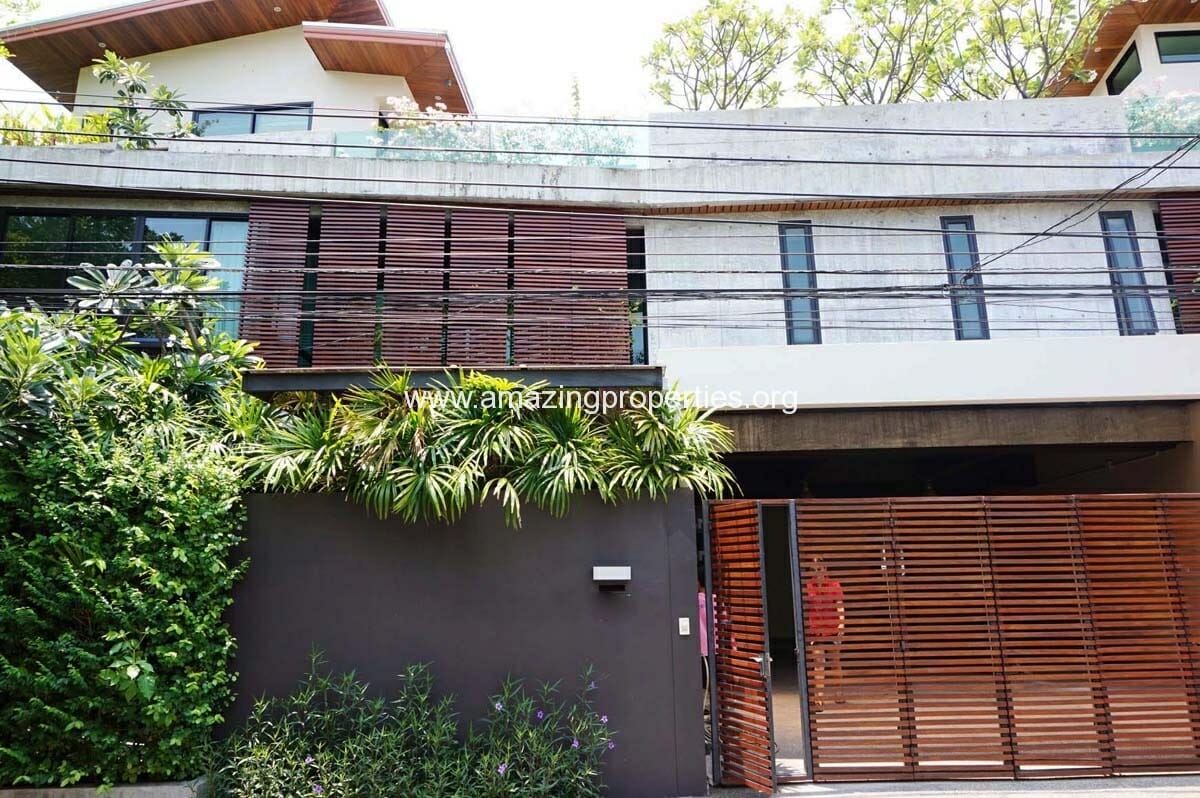 House Thonglor for Rent