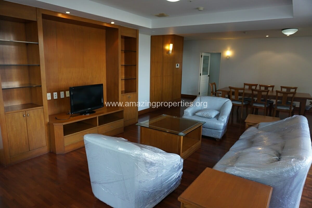 3 Bedroom Apartment Krungthep Thani Tower