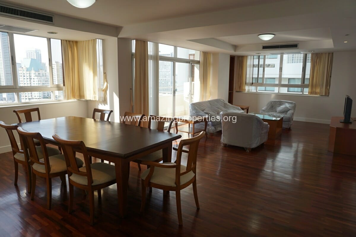 Krungthep Thani Tower 3 Bedroom Apartment