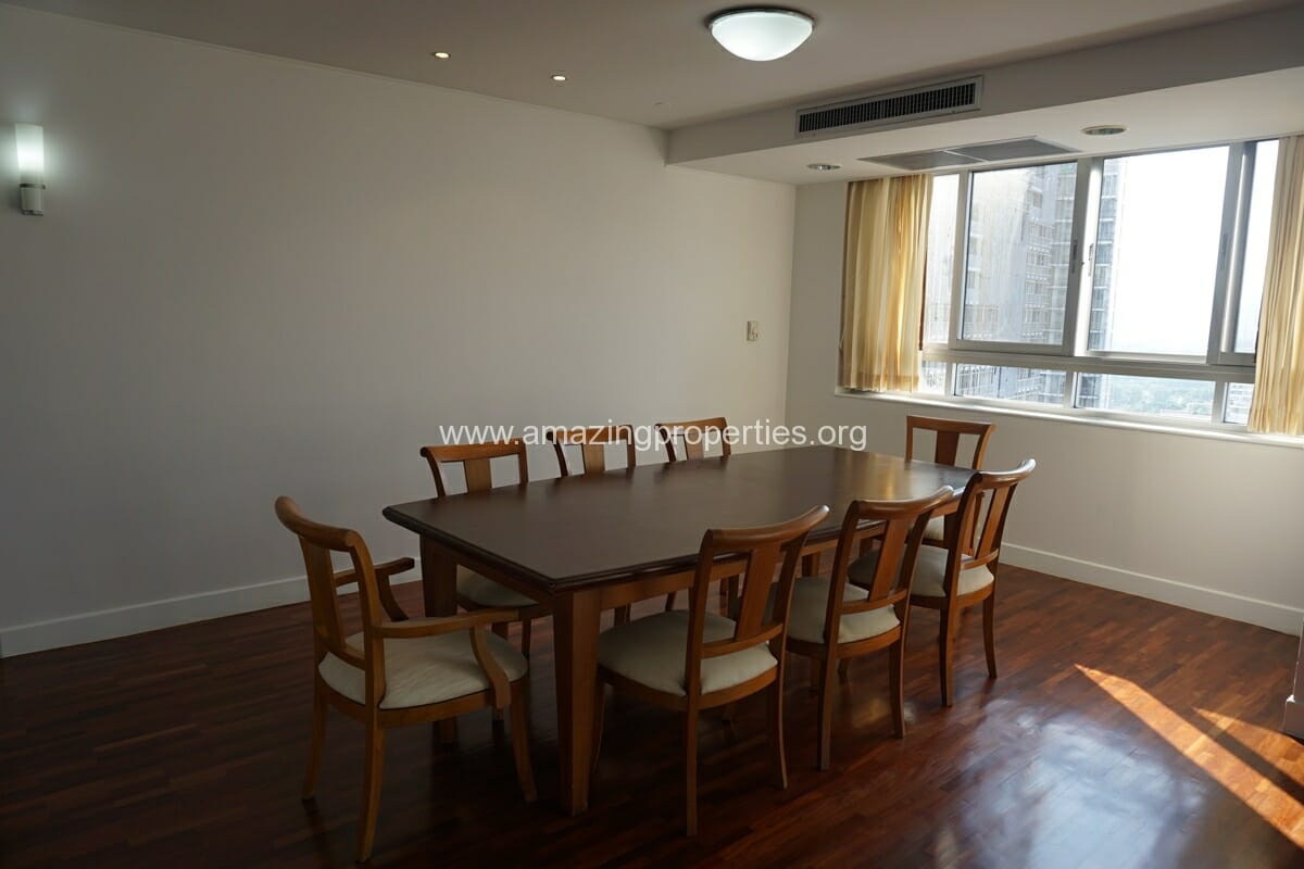 Krungthep Thani Tower 3 Bedroom Apartment