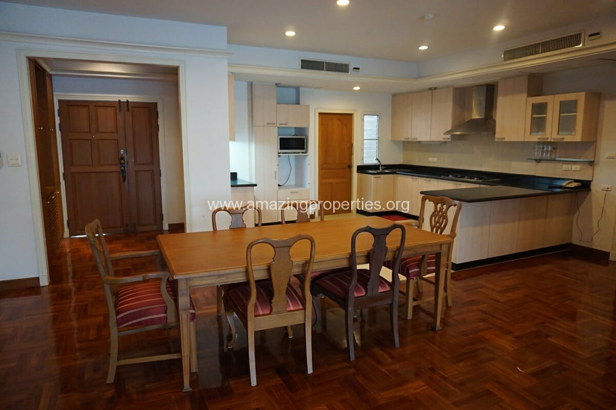 Chaidee Mansion 2 Bedroom Apartment for Rent