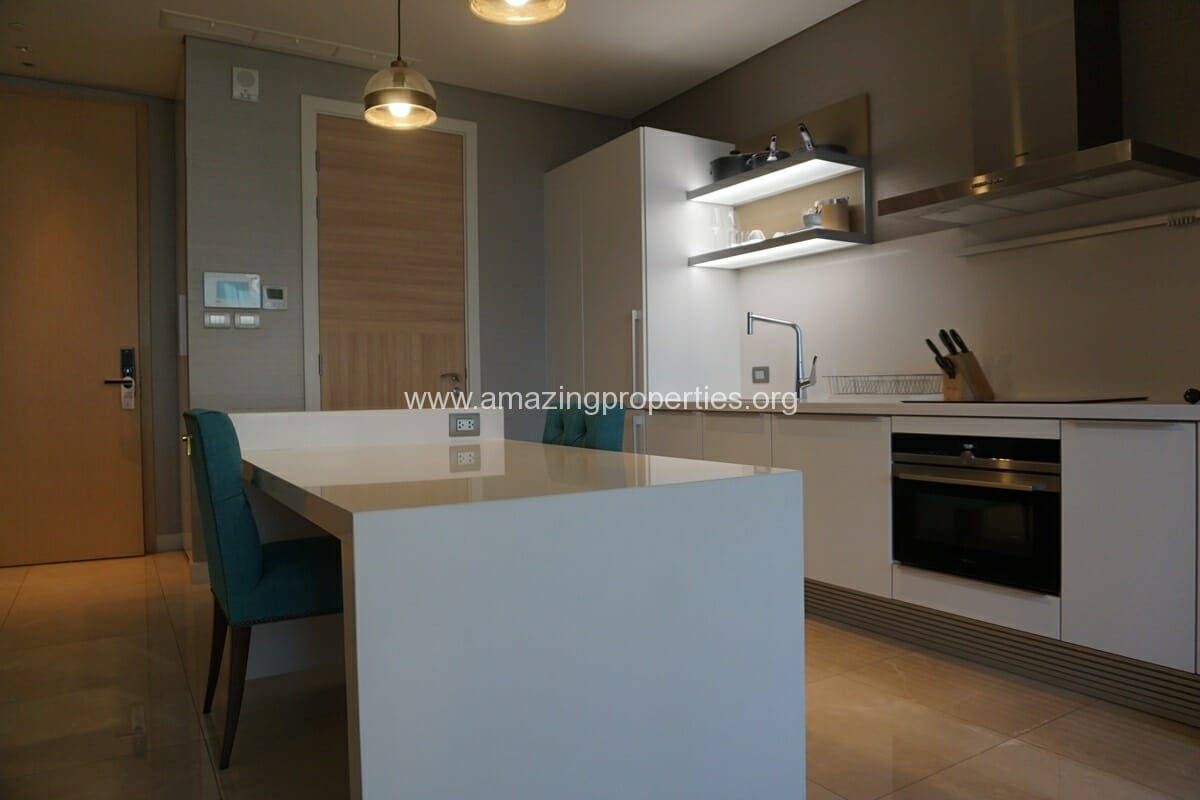 1 Bedroom Condo for Rent at Sindhorn Residence