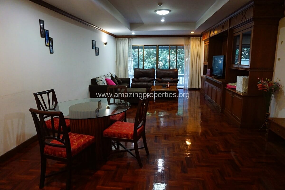 2 Bedroom Apartment for rent Sethiwan Palace