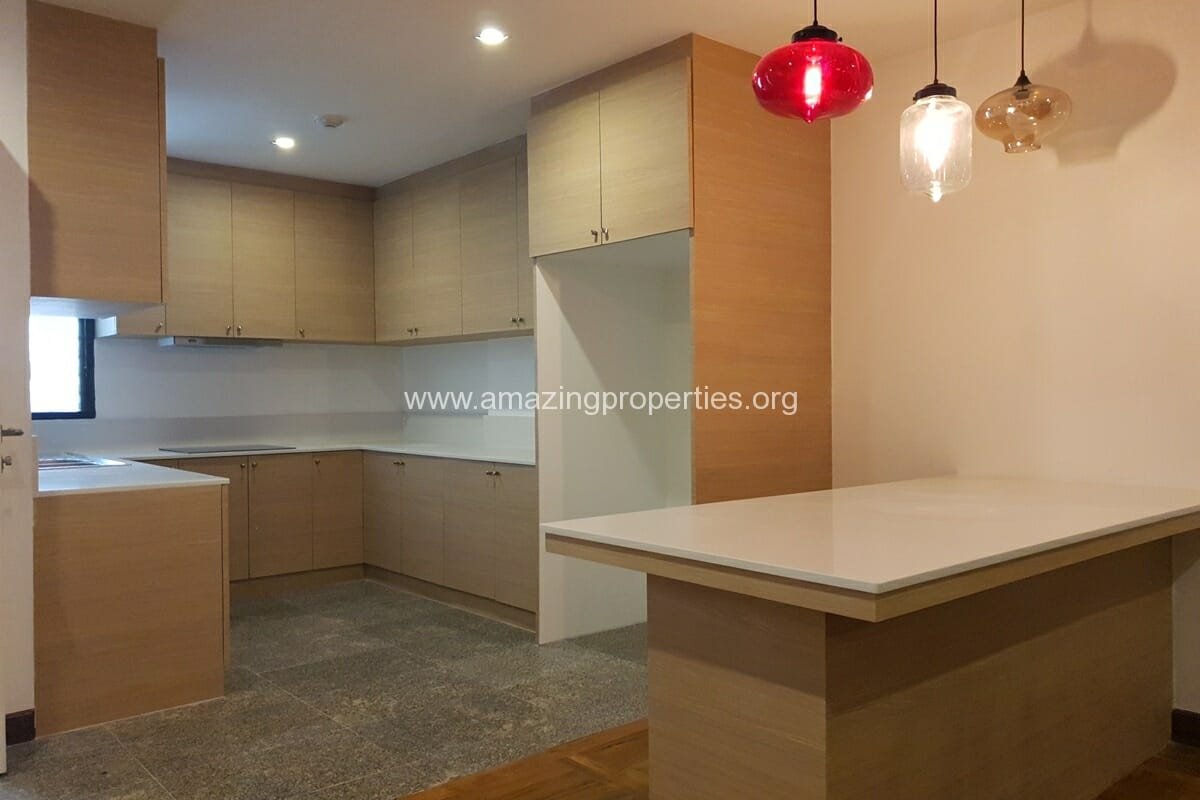 2 Bedroom Condo for Rent at Premier Condominium