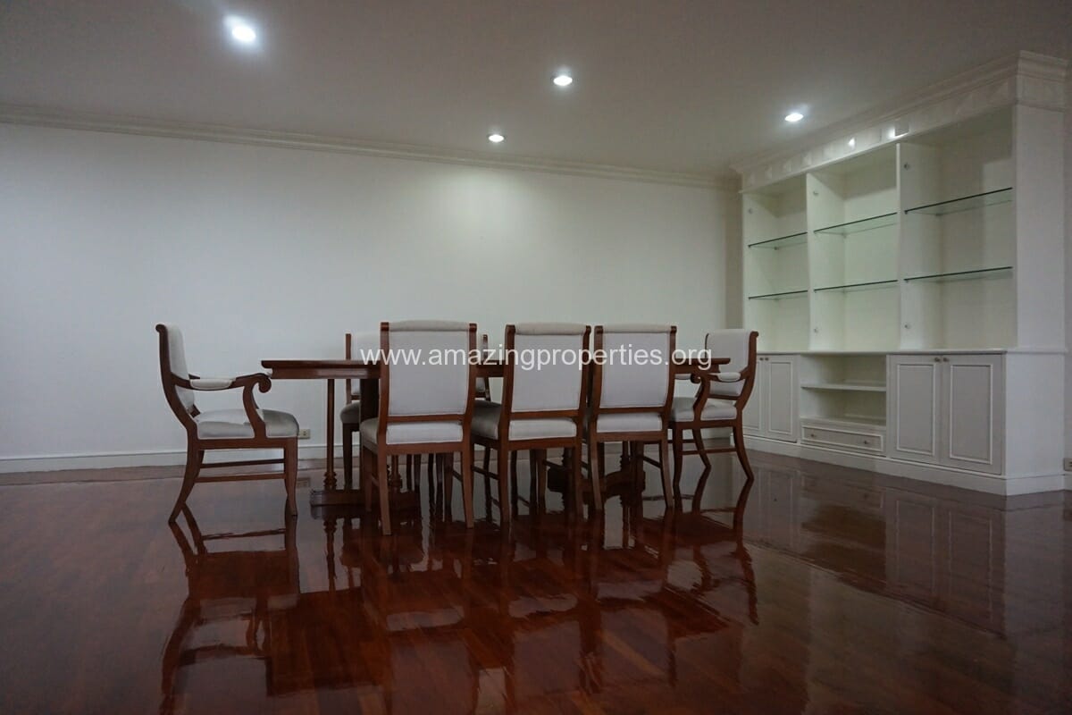 2 Bedroom Apartment for Rent at Sethiwan Residence