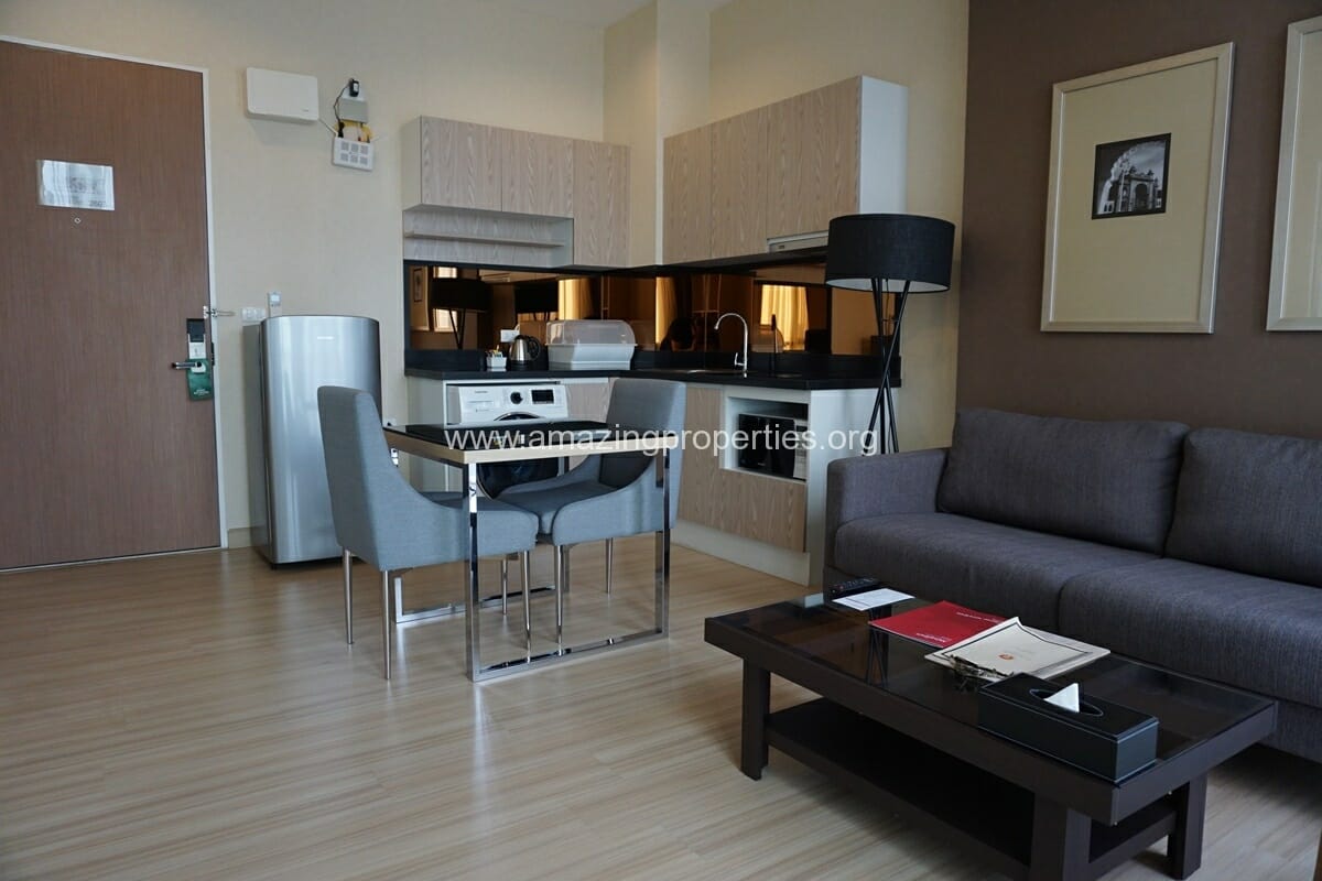 Superior 1 Bedroom condo for rent at Movenpick Residences Ekkamai