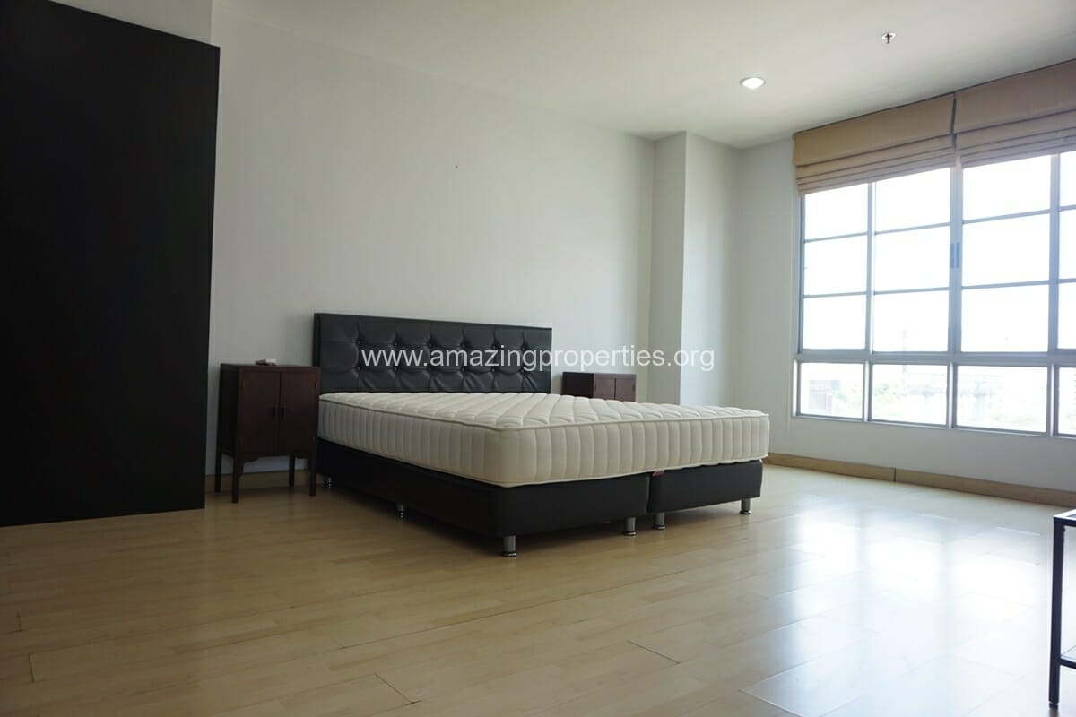 2 Bedroom condo for rent at CitiSmart Sukhumvit 18