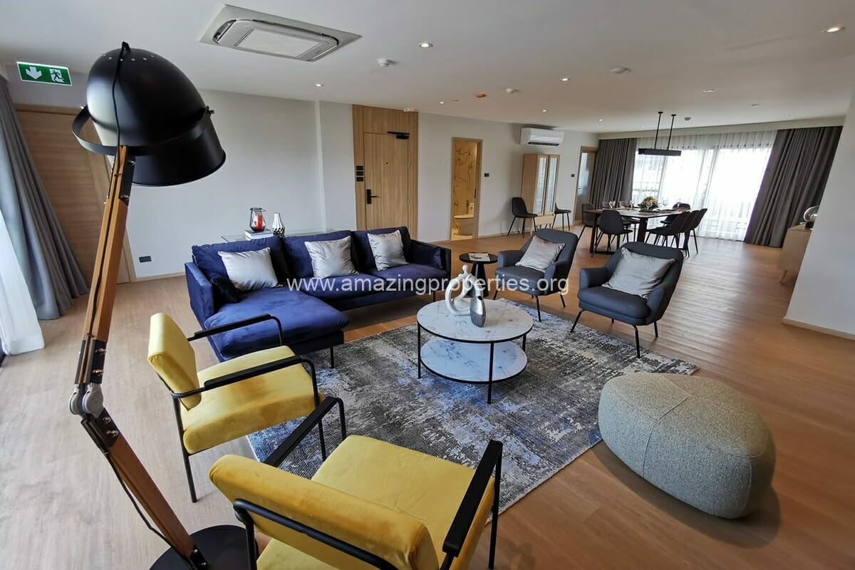 3 bedroom apartment Silver Hill Residence