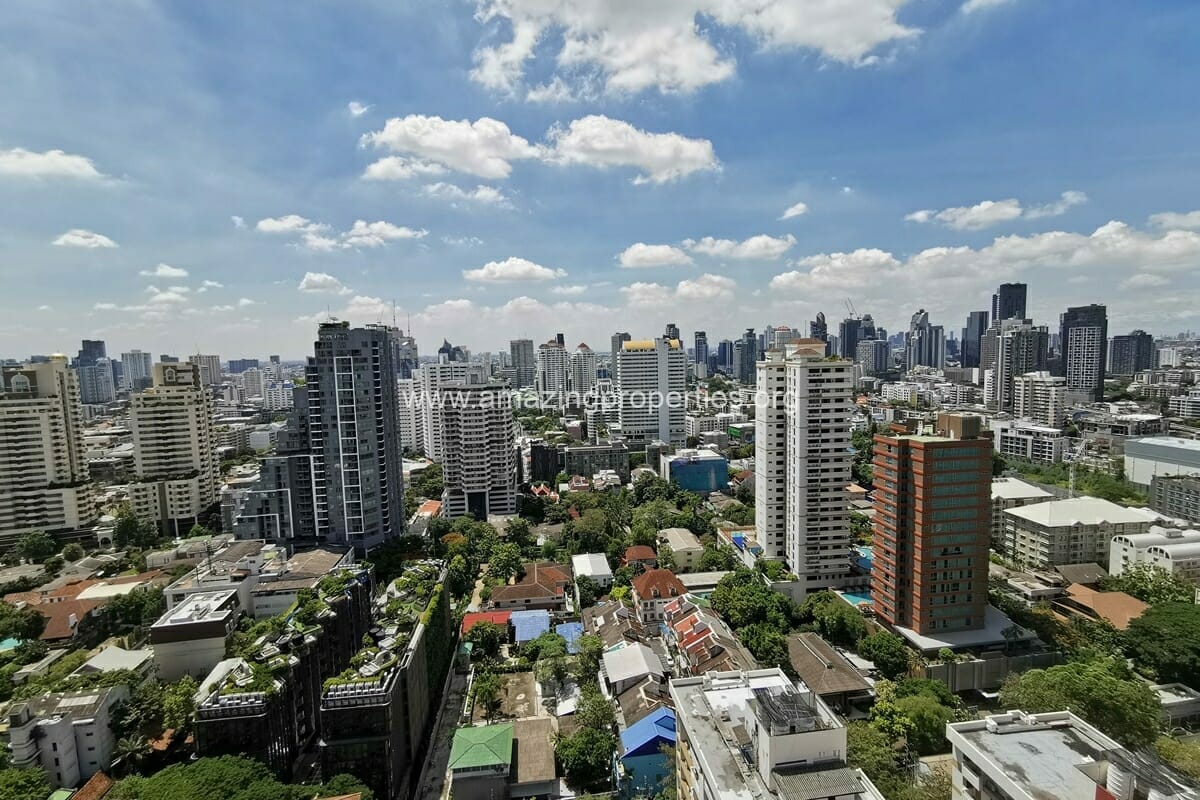 Duplex Penthouse for rent Phrom Phong