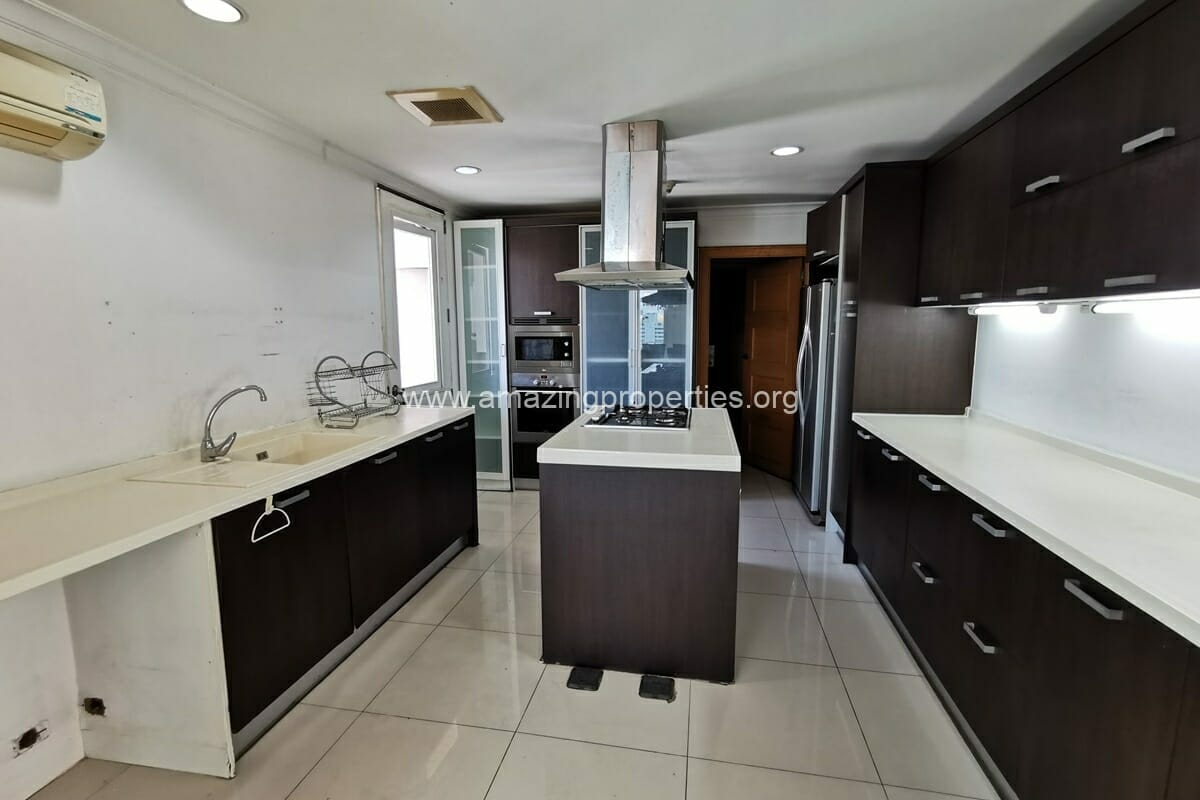 Duplex Penthouse for rent Phrom Phong