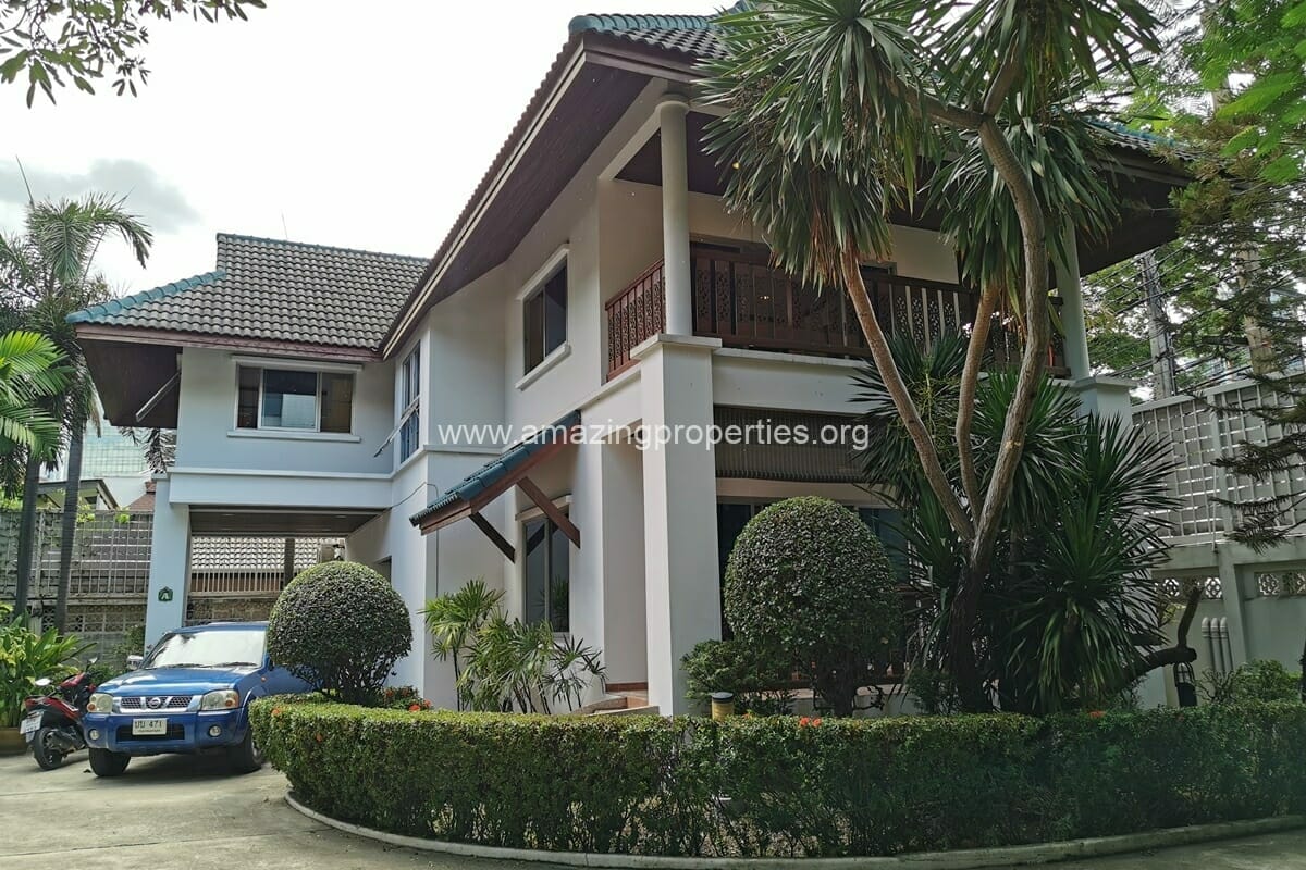 3 Bedroom House in compound