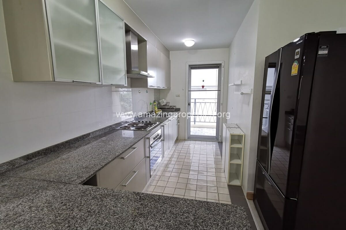 2 bedroom apartment 31 Place