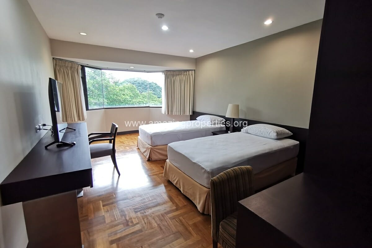 Baan Suanpetch 2 Bedroom condo