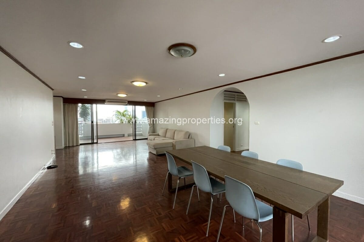 Tongthip Mansion 3 bedroom condo