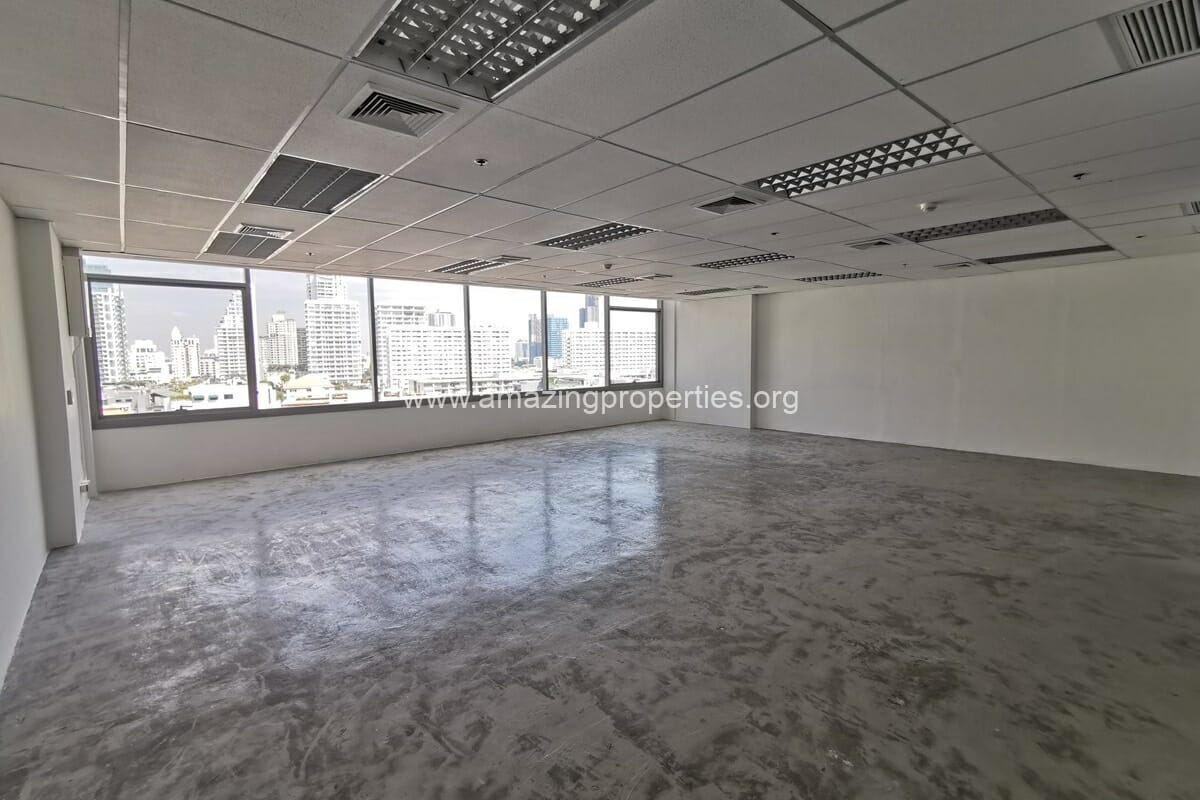 Office space Major Tower Thonglor