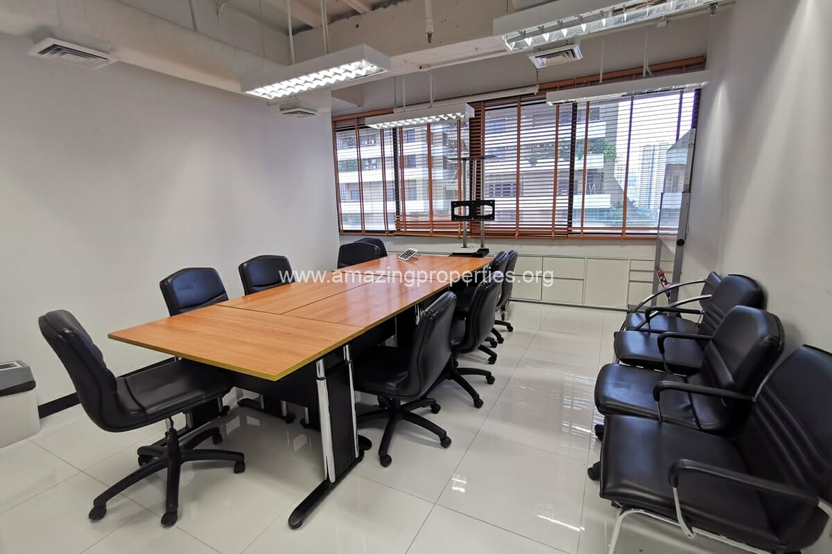 877 Sqm Office Asoke Tower
