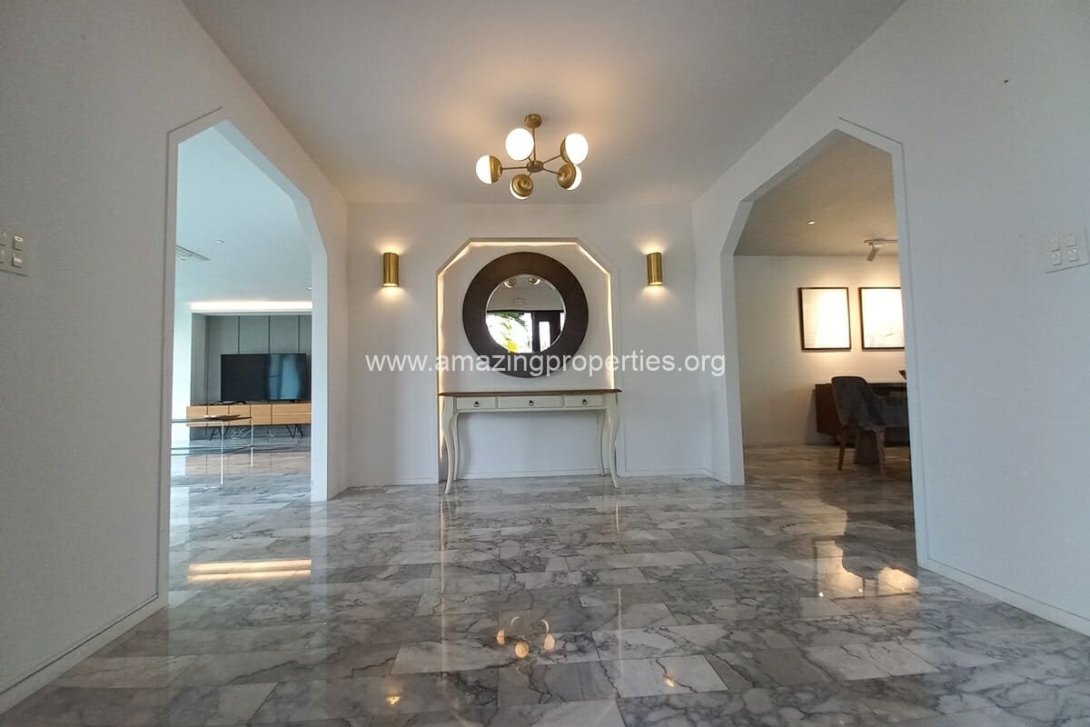 3 bedroom penthouse phrom Phong