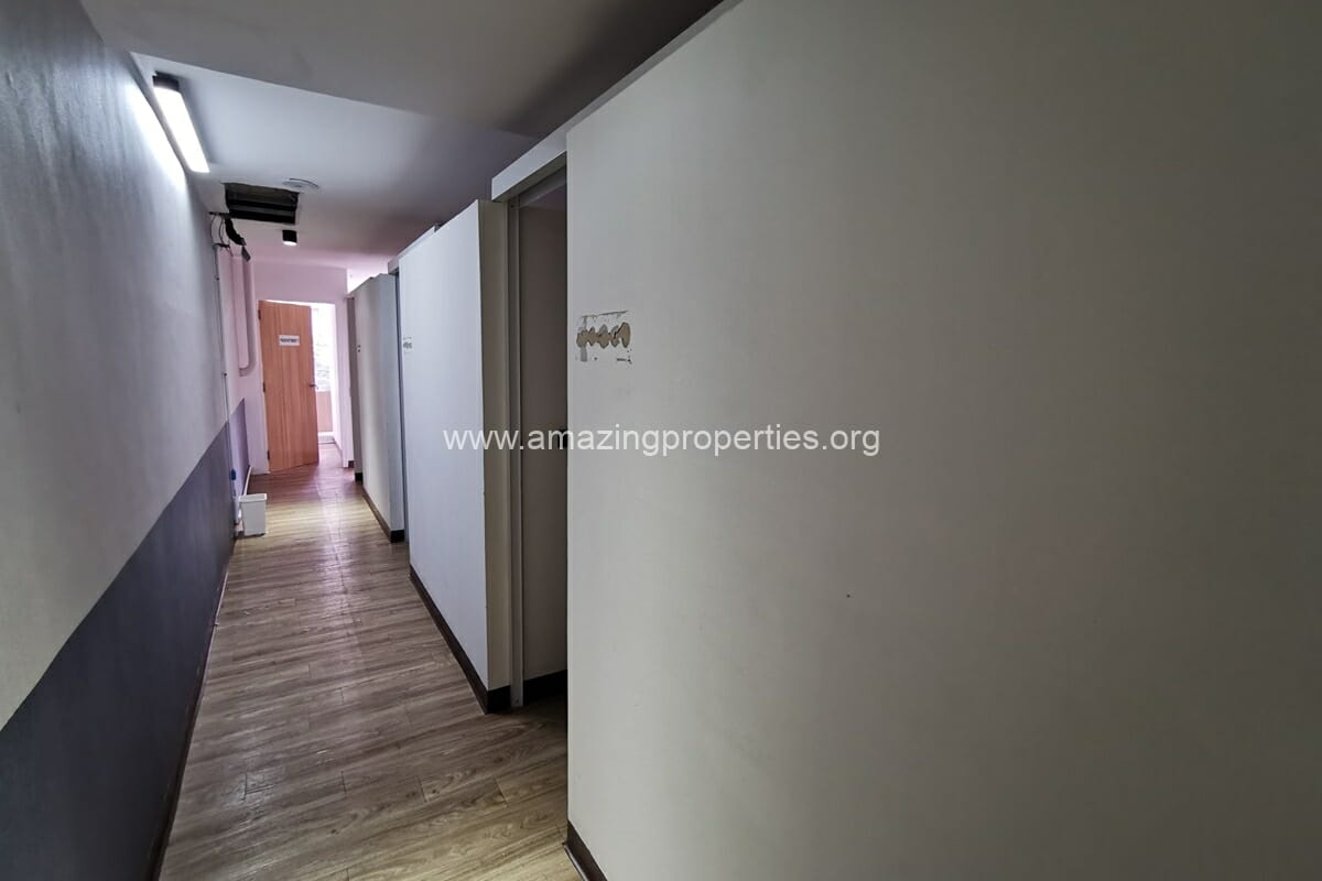 Commercial Space for rent Phrom Phong