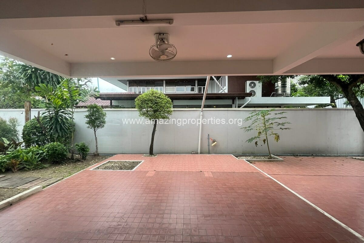 House with Private Pool Thonglor