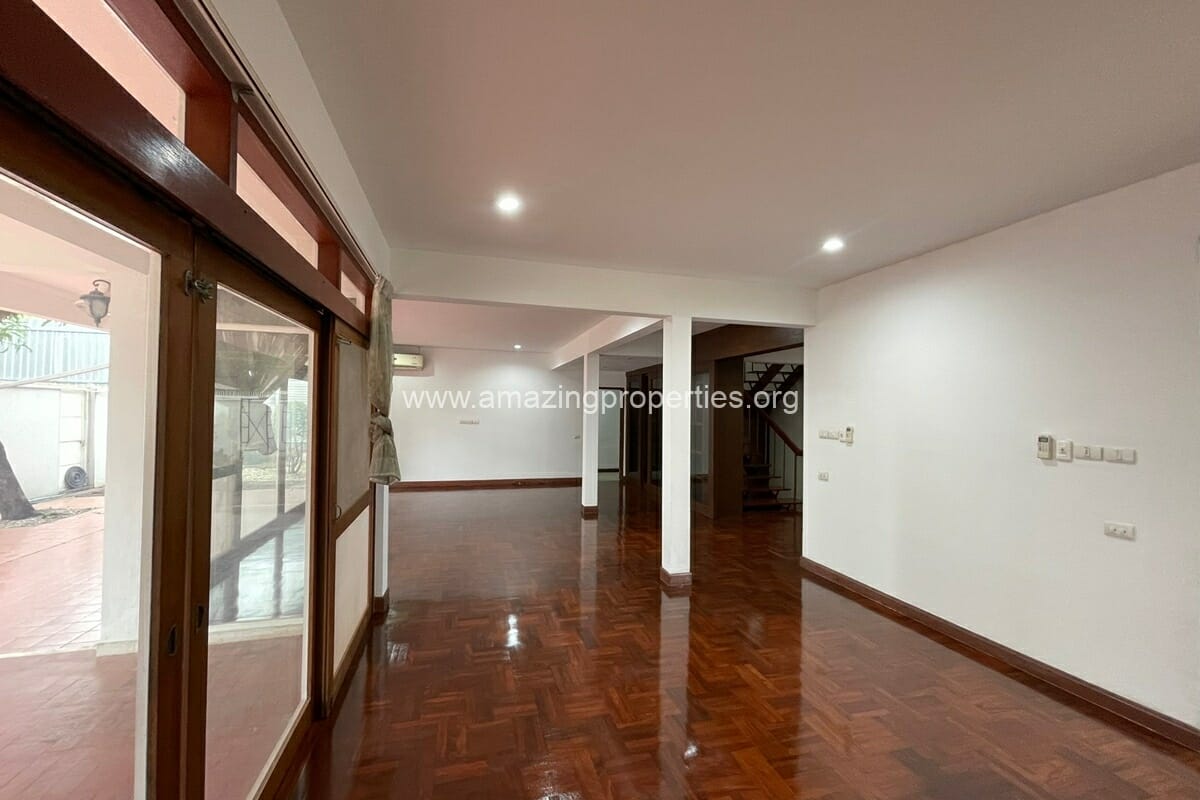 House with Private Pool Thonglor
